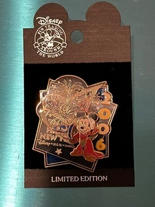 Rare Walt Disney Imagineering Mickey Mouse Happy New Year 2007 Fantasia Pin - Picture 1 of 3