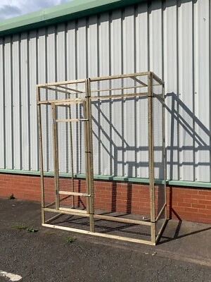 Cajas PetSafe -: EXTRA SEGURO refugio exterior seguro y expandible: Catio Foto 1 de 4