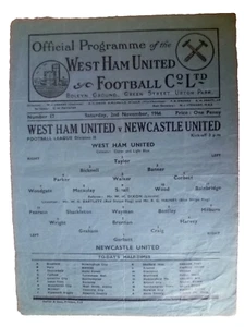 1946 West Ham United V Newcastle United 2nd November League Division II - Rare - Picture 1 of 2