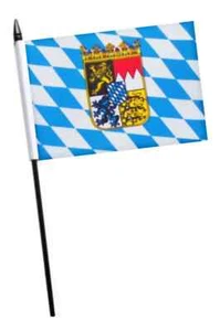 Bavaria Crest Germany Small Hand Flag (6" x 4") - LAST FEW - Foto 1 di 1