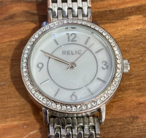 Relic by Fossil Women's ZRT11006 Silver Tone w Rhinestones Watch works - Picture 1 of 8