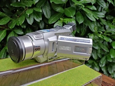 JVC HANDYCAM GR-VF1EG MiniDV Digital Video Camera Camcorder --LESEN-- - Bild 1 von 4