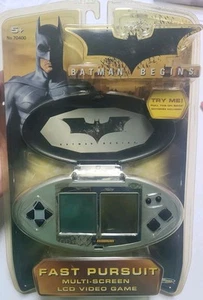 Batman Begins Fast Pursuit LCD Video Game Handheld 2005 FACTORY SEALED DC Bat WB - Picture 1 of 8