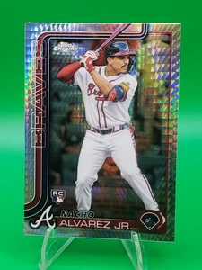 Nacho Alvarez 2025 Topps Chrome Prism Refractor #75 RC Atlanta Braves - Picture 1 of 3