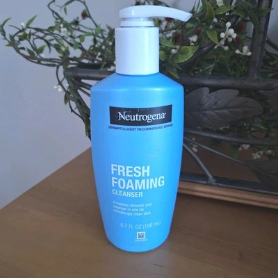 Neutrogena Fresh Foaming Cleanser Makeup Remover 6.7 Fl oz 198 mL BRAND NEW - Image 1 of 4