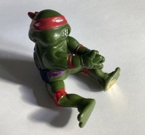 VINTAGE 1990 TEENAGE MUTANT NINJA TURTLES RAPHAEL CLIP ON FIGURE RARE ! NEW - Picture 1 of 9