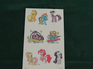 Carino Unicorno 8 PC HOSBORO 2018 Set Adesivi Notebook OGNI 1,5 POLLICI - Foto 1 di 4
