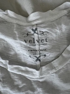 Samt Größe Small neu ohne Etikett weiß unterer Rundhalsausschnitt T-Shirt Vintage Noppen neu ohne Etikett - Bild 1 von 7