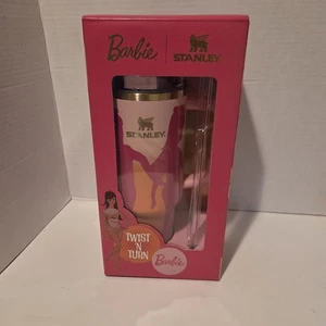 Barbie x Stanley Bicchiere anni 60 TWIST 'N TURN 40 oz Estintore Nuovo SPEDIZIONE VELOCE - Foto 1 di 4