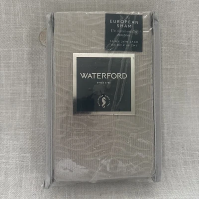 Waterford Fine Linens Lewiston Euro Shams 26 x 26 Textured Tan Reversible New Foto 1 de 2