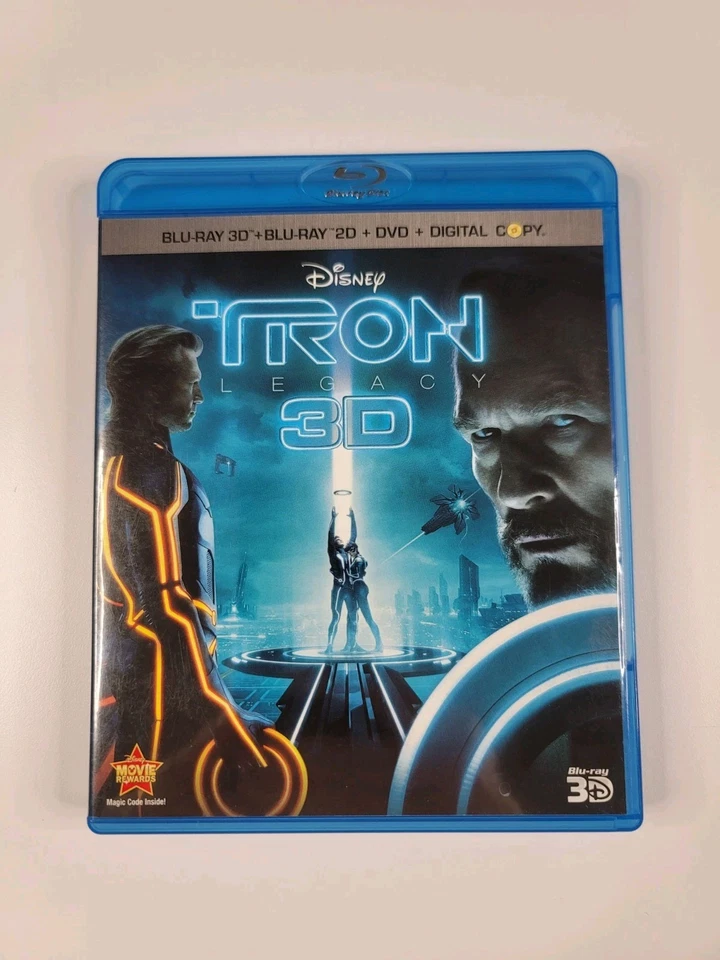 Tron: Legacy 3D (Blu-ray 3D/Blu-ray 2D/DVD) Very Good Read Description Below  - Image 1 of 4