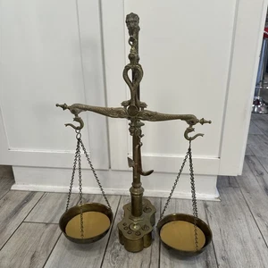 Boticario europeo de latón del siglo XIX escala equilibradora pez serpiente 23′′ con 9 pesos - Imagen 1 de 22