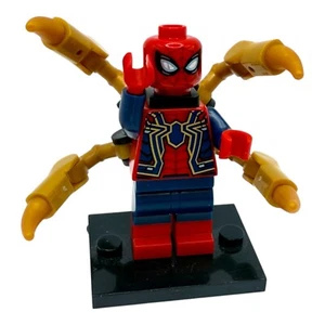 LEGO® Spider-Man Minifigur mit 4 goldenen Okto-Armen – Set 76323 Marvel Endgame - Bild 1 von 7