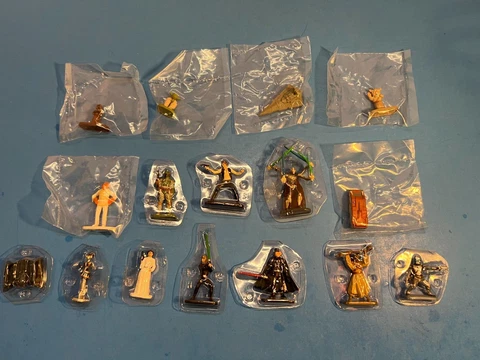 2011 Disney LFL Star Wars Mini Figures Boba Fett Leia Yoda Jawas - Lot of 16 Cover