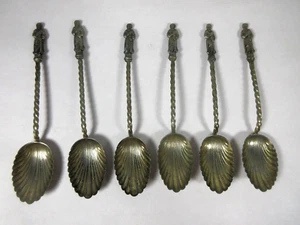 Lote vintage de 6 W.D. & S mini cucharas festoneadas de metal con figura de hombre decoración retro - Imagen 1 de 17