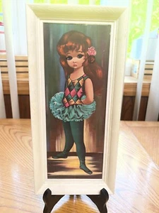 DE COLECCIÓN IMAGEN NIÑA OJO GRANDE MARCO PLÁSTICO BLANCO MCM BAILARINA AÑOS 60 ARTE RETRO - Imagen 1 de 5