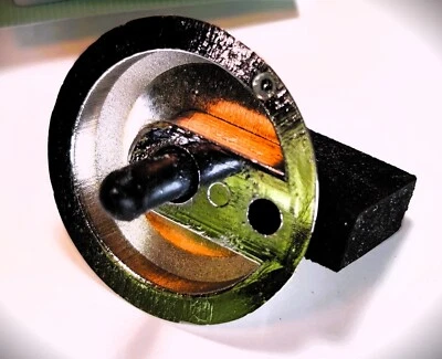 Boden Türstopper Türhalter Zinkguss stabil silber  Gummistopp Puffer Keil Neu - Bild 1 von 4