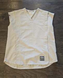 Figs Star Wars Women Mandalore Bo-Katan Pleated Scrubs Top Small - Picture 1 of 6