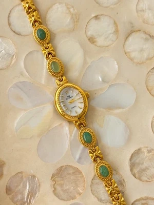 女士复古风格黄金手表手链带绿色 Aventurine 宝石极简主义者  — 第 1/4 张图片