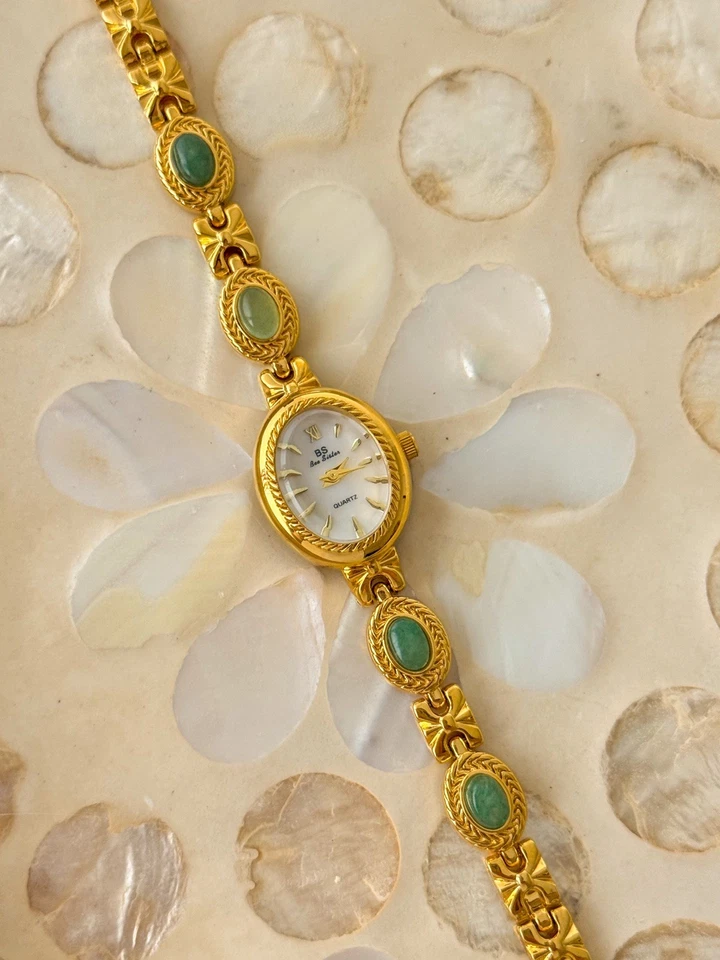 Женские часы в винтажном стиле золотой браслет с зеленым авантюрином драгоценными камнями минималистские  - Изображение 1 из 4