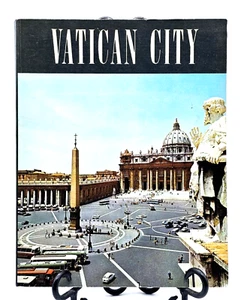 GUC Vatican City Special Edition for Museums and Papal Galleries Paperback - Picture 1 of 11