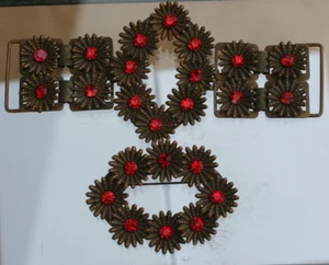 JUEGO DE CUATRO PIEZAS ART DECO DE COLECCIÓN HEBILLA DE CINTURÓN DE 3 PIEZAS Y PASADOR OVALADO con RUBÍES EN FLOR - Imagen 1 de 15
