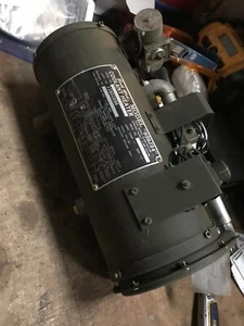 Vehículo militar del ejército se adapta a la unidad de calefacción de refrigerante del ejército de EE. UU. E25 - Imagen 1 de 8