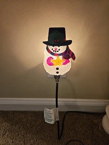 Muñeco de nieve vintage Avon Chilly Sam Night Lite 1993 The Gift Collection  - Imagen 1 de 4