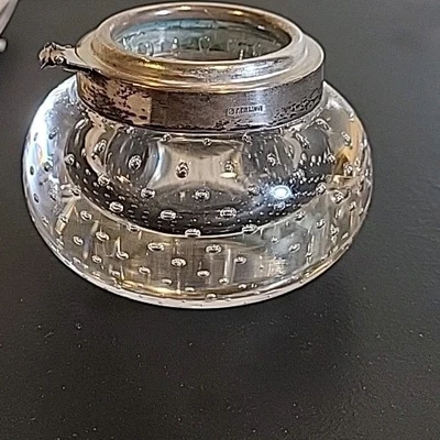 Antiguo tintero de vidrio burbuja controlado de plata de ley sin tapa redondo pesado difícil de encontrar Foto 1 de 4