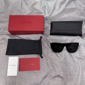 Valentino Men Accessories Black Sunglasses Limited Edition VHTF Rare Popular Pro - Picture 1 of 6