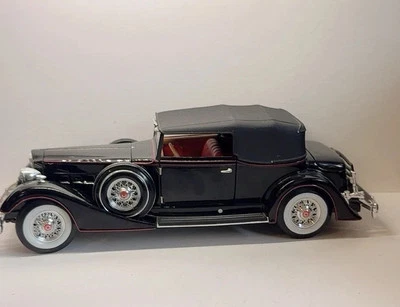 Packard 1934, hecho por Anson, coche fundido a presión negro/rojo, escala 1:18 Foto 1 de 4