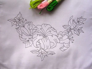 Printed Table Runner to Embroider with stargazer Lily cotton, lace edge CS0020 - Picture 1 of 1