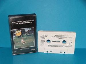 K7 audio  - MAD HATTERS & AUTUMN RAIN - THE SKYSCAPERS - 1980 - TAPE - Imagen 1 de 1