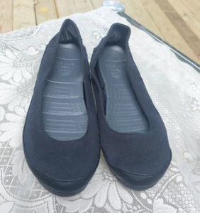 CROC STRETCH SOLE SKIMMER FLAT WALU BUSY DAY LOAFER SHOE BLACK Size W9 - Picture 1 of 8