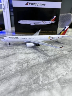 Gemini Jets 1:200 Airbus A330-300 - Philippines 75 Year Anniversary  G2PAL598 - Image 1 of 4