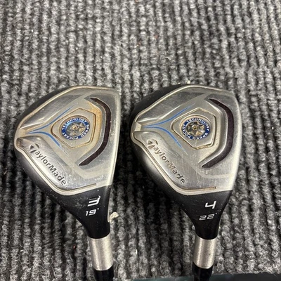 Lot TaylorMade JetSpeed 19 3 Wood And 22 4 Wood M flex Velox Right Hand - Image 1 of 4