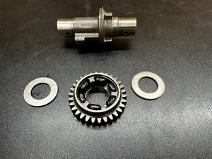 OEM Suzuki 12654-41G00 Crankshaft Counterbalancer Shaft Asy 2005-08 GSXR1000 - Picture 1 of 3