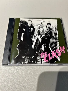 CLASH / THE CLASH JAPAN EDITION RELEASE CD OOP ESCA-5270 - Picture 1 of 3