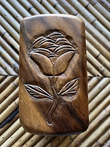 Vintage Beautiful hand carving floral wood pen/pencil holder - Picture 1 of 9