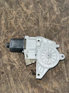 A204 820 01 42 Fensterheber Motor vorne links C-Klasse  - Bild 1 von 3