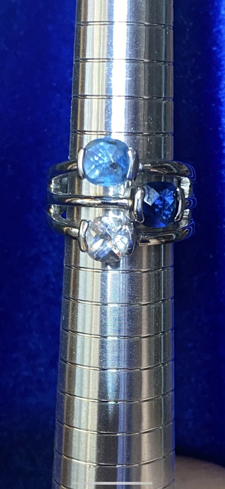 Lia Sophia Silver Tone Ring Size 6.5 Blue And Clear Glass Stones Costume Jewelry - Image 1 of 4