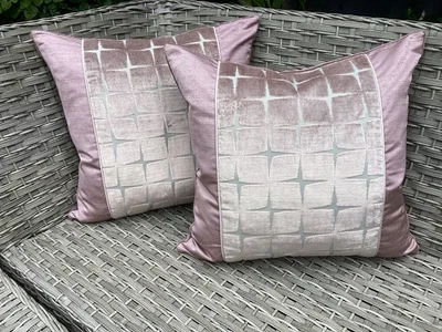 Pair Harlequin Issoria Blush Cushion Covers - Image 1 of 4