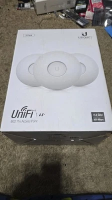 Ubiquiti Networks Unifi UAP-3 US Wireless Access Point 3 pack. N300 - Image 1 of 4