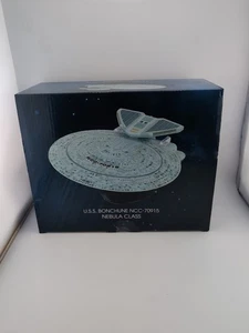 Eaglemoss Star Trek U.S.S Bonchune NCC 70915 Nebula Classe XL Modello - Foto 1 di 3