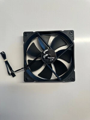 GREAT CONDITION Fractal Design Dynamic X2 GP-14 - 140mm Black Case Fan - 3-Pin - Image 1 of 4