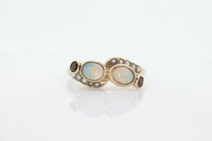 Anillo granate semilla de perla de ópalo victoriano de 10 k. Granate ópalo con garra victoriana de oro 10 K - Imagen 1 de 5