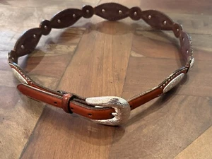 Cinturón Concho Tony Lama EE. UU. Western Marrón Talla 34 9027L con Hebilla Tono Plateado - Imagen 1 de 23