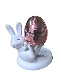 Bath and & Body Works White Ceramic Bunny Rabbit with Pink Egg Soap Holder