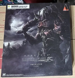 Play Arts Kai Variant Predator Figure New - Picture 1 of 5