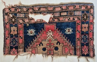 Antique Rug Fragment, Anatolian Carpet, Wool, Hand Woven Fragment, Handmade - Image 1 of 4